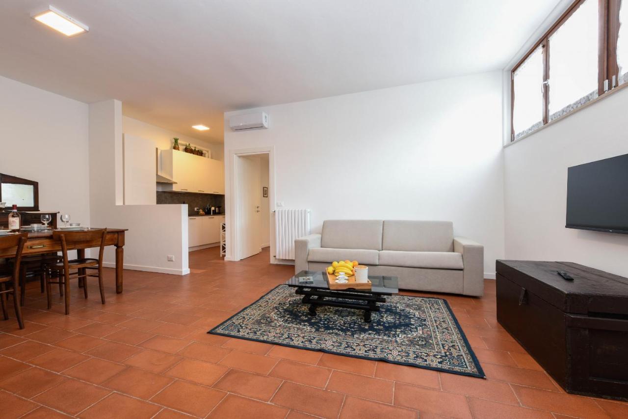 Appartamento Isi Salo Exterior photo